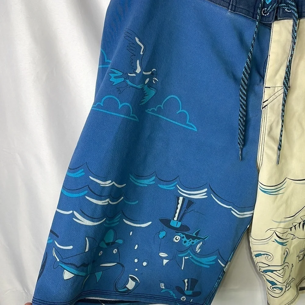 Quick Silver amazing swim trunks style M101230